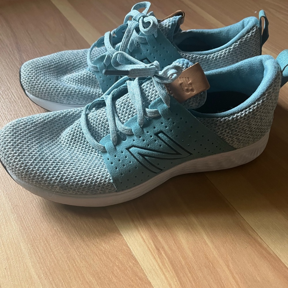 New Balance Women’s Athletic Shoes 8.5